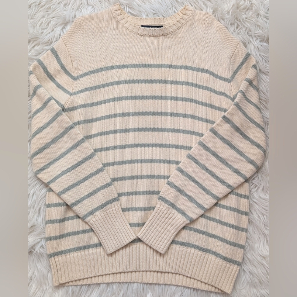 Brandy Melville Blue and Cream Crewneck Sweater